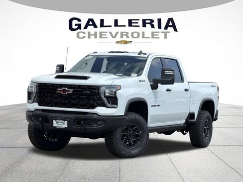 New 2026 Chevrolet Silverado 2500 ZR2 w/ ZR2 Bison Edition AWD/4WD image 1
