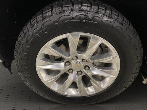 Used 2021 Chevrolet Silverado 1500 LTZ w/ Z71 Off-Road Package image 32