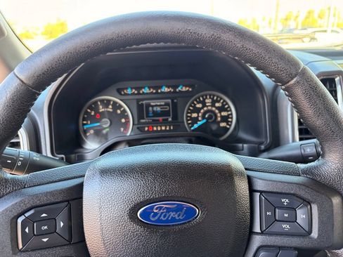 Used 2015 Ford F150 XLT w/ Equipment Group 302A Luxury AWD/4WD image 29