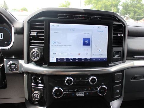 Used 2022 Ford F150 Lariat w/ Equipment Group 502A High AWD/4WD image 12