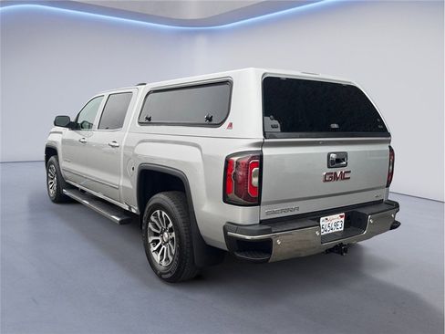Used 2018 GMC Sierra 1500 SLT image 4