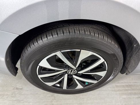 Used 2024 Volkswagen Jetta S image 10