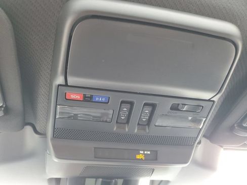 Used 2026 Subaru Outback Limited XT AWD/4WD image 18