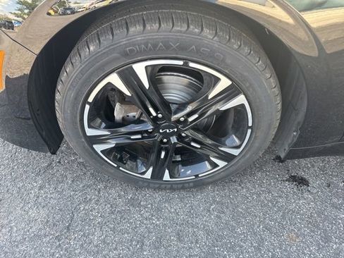 Certified 2022 Kia K5 GT-Line FWD image 4