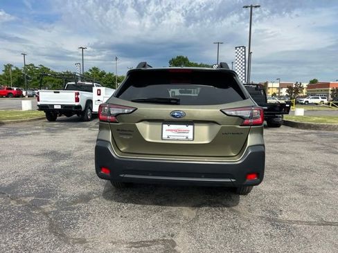 Used 2025 Subaru Outback Onyx Edition AWD/4WD image 4