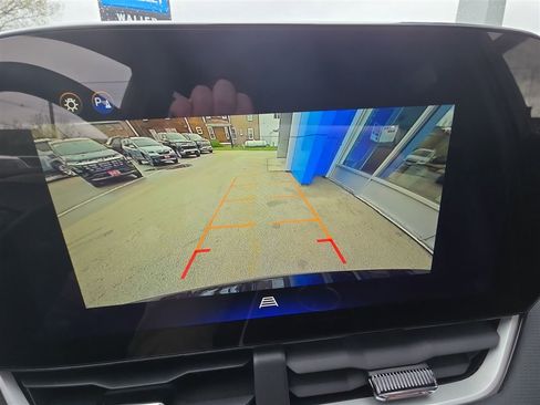 New 2025 Chevrolet Equinox LT w/ Convenience Package II image 15