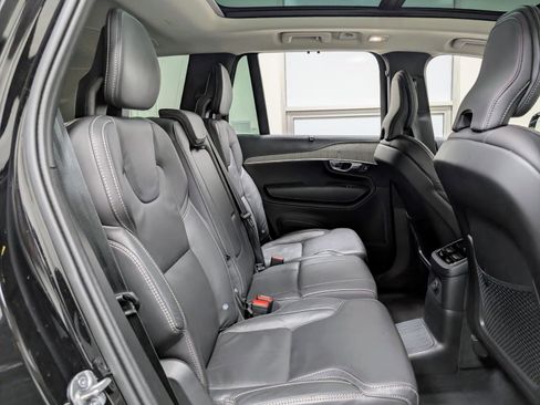 Used 2025 Volvo XC90 T8 Ultra w/ Protection Package Premier image 28