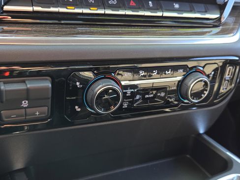 Used 2024 Chevrolet Silverado 1500 RST w/ Convenience Package II image 16