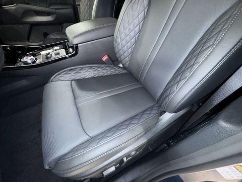 New 2026 Kia Sorento SX Prestige image 16