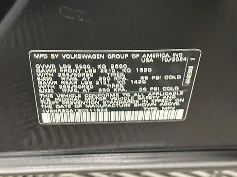 Used 2025 Volkswagen Atlas SE AWD/4WD image 12