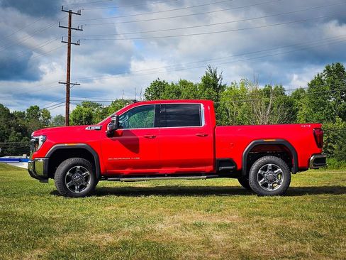 New 2026 GMC Sierra 3500 SLE w/ SLE Value Package AWD/4WD image 8