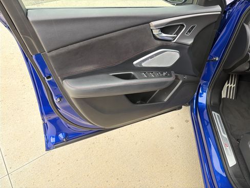 Certified 2023 Acura RDX w/ Advance Package AWD/4WD image 9