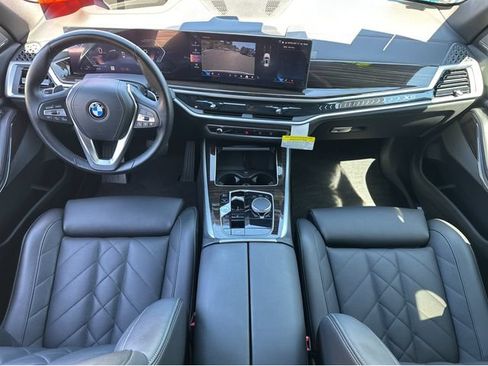Used 2024 BMW X5 sDrive40i w/ Premium Package RWD image 18