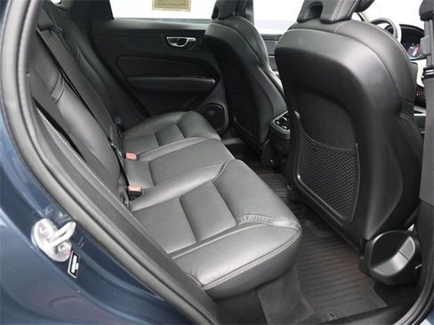 Certified 2022 Volvo XC60 B6 Inscription w/ Advanced Package image 26