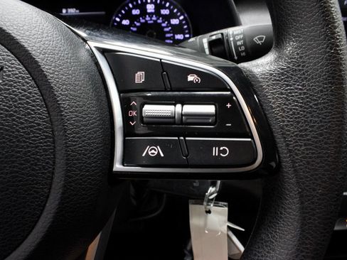 Used 2024 Kia Forte LXS FWD image 28