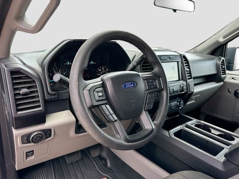 Used 2019 Ford F150 XL w/ Equipment Group 101A Mid AWD/4WD image 9