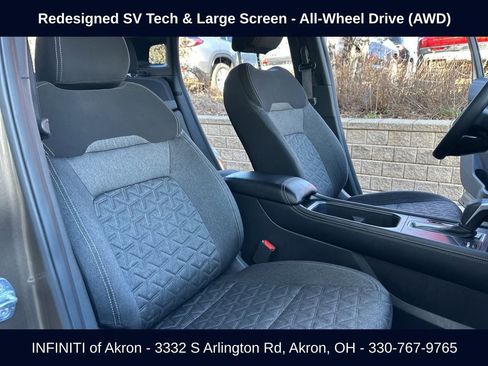 Used 2025 Nissan Kicks SV AWD/4WD image 23
