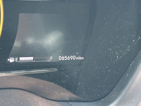 Used 2021 Honda HR-V EX-L image 13