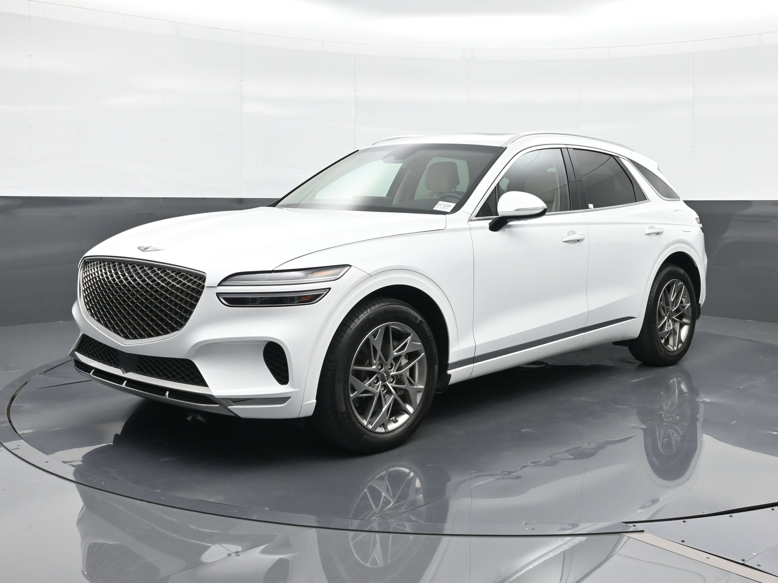 Certified 2024 Genesis GV70 2.5T w/ Select Package AWD/4WD image 1
