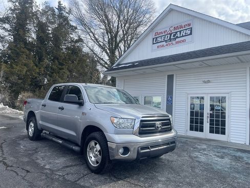 Used 2011 Toyota Tundra 4x4 CrewMax image 1
