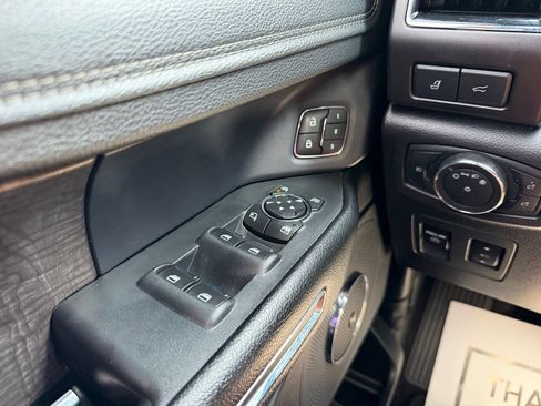 Used 2021 Ford Expedition Limited AWD/4WD image 29