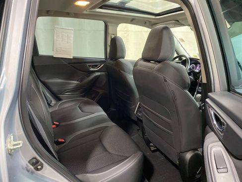 Used 2021 Subaru Forester Premium image 12
