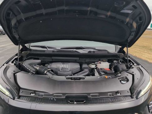 Used 2025 Buick Enclave Preferred image 30