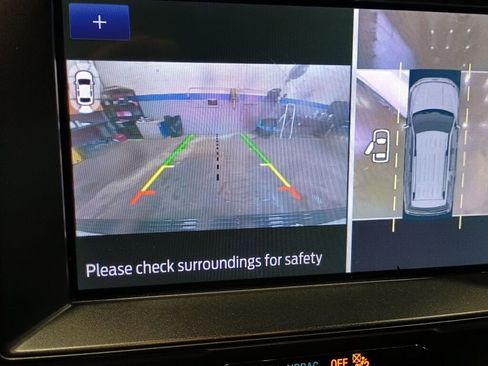 Used 2020 Ford Expedition Platinum image 12