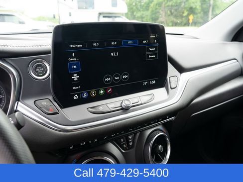 Used 2025 Chevrolet Blazer LT AWD/4WD image 21