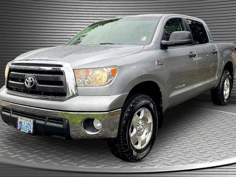 Used 2013 Toyota Tundra 4x4 CrewMax w/ TRD Off-Road Pkg image 3