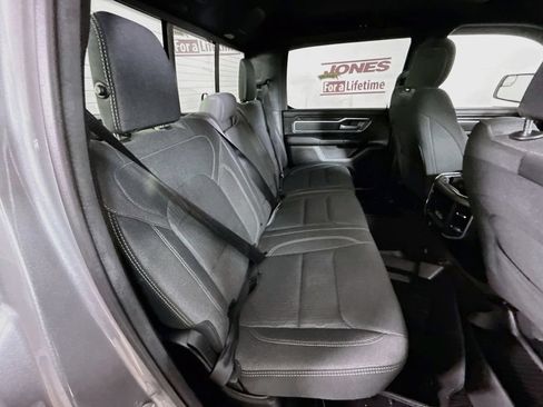 Used 2022 RAM 1500 Big Horn AWD/4WD image 33