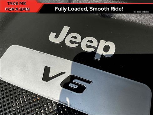 Used 2017 Jeep Wrangler Unlimited Rubicon w/ Dual Top Group AWD/4WD image 29