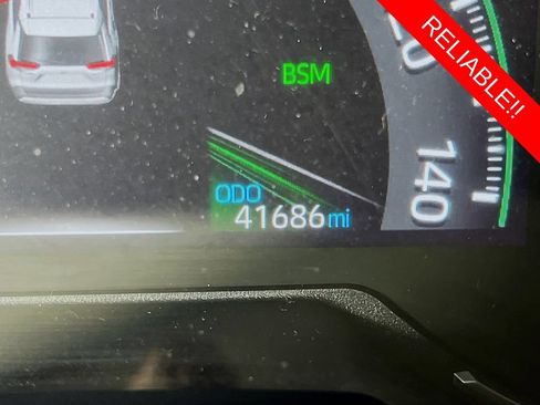 Used 2022 Toyota RAV4 Limited FWD image 12
