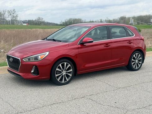 Used 2018 Hyundai Elantra GT w/ Style Package 02 image 13
