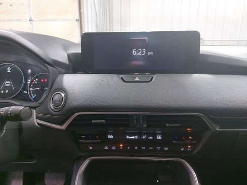 Used 2024 MAZDA CX-90 3.3 Turbo w/ Preferred Plus AWD/4WD image 21