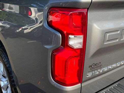 Used 2021 Chevrolet Silverado 1500 Custom RWD image 26
