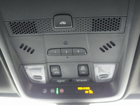 Used 2022 Cadillac XT5 Premium Luxury image 21