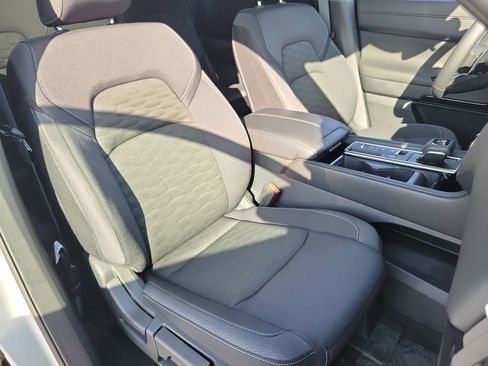 Used 2025 Nissan Pathfinder SV image 20