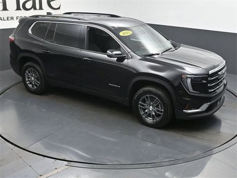 Used 2025 GMC Acadia Elevation image 50