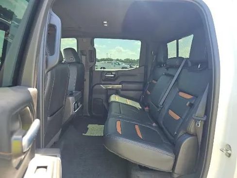 Used 2020 GMC Sierra 1500 AT4 w/ AT4 Premium Package AWD/4WD image 9