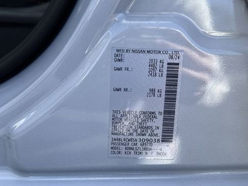 Certified 2025 Nissan Altima 2.5 SR AWD/4WD image 31