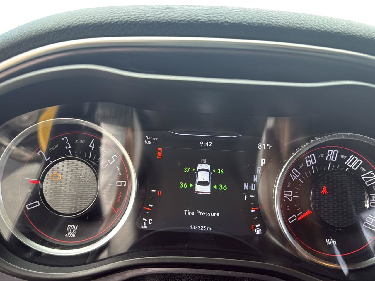 Used 2018 Dodge Challenger SXT RWD image 18
