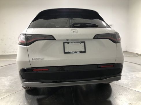 New 2026 Honda HR-V EX-L image 6