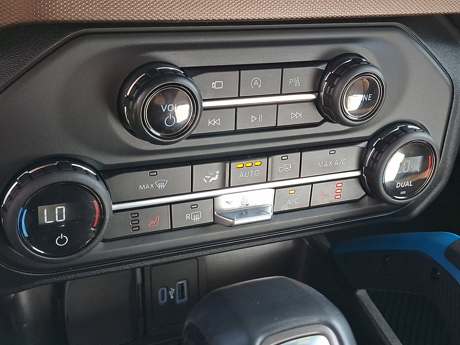 Used 2023 Ford Bronco Outer Banks AWD/4WD image 16