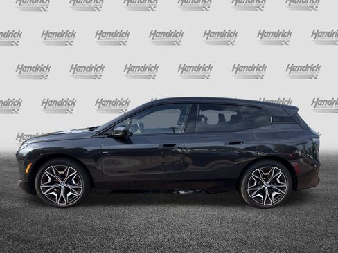 Used 2024 BMW iX xDrive50 w/ Premium Package AWD/4WD image 7