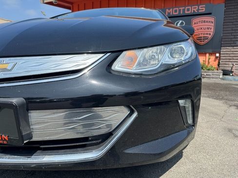 Used 2018 Chevrolet Volt LT FWD image 5