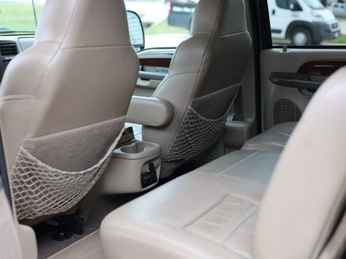 Used 2000 Ford Excursion Limited image 16