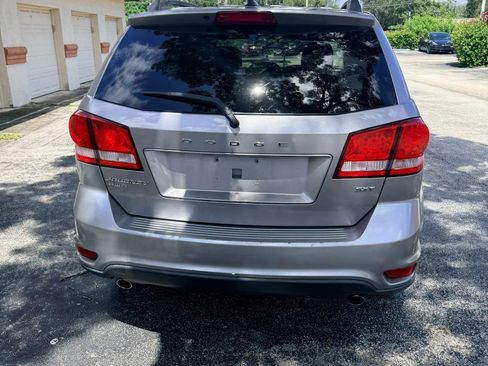 Used 2016 Dodge Journey SXT image 4