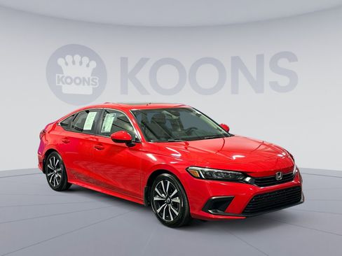 Used 2023 Honda Civic EX image 10