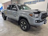 Used 2021 Toyota Tacoma TRD Sport image 2